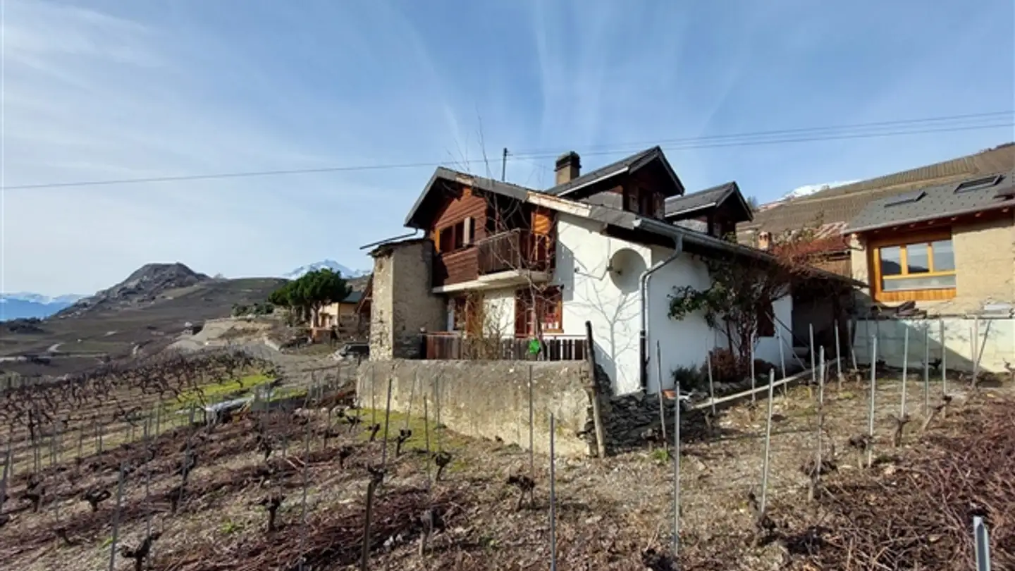 Attique à vendre - 1950 Sion