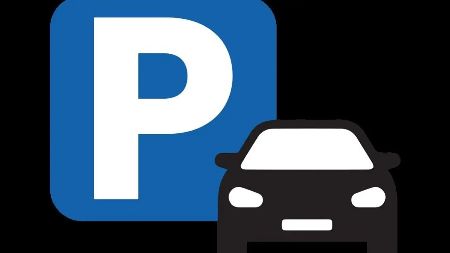 Place de parking extérieure à louer - Untere Holzstrasse, 5036 Oberentfelden