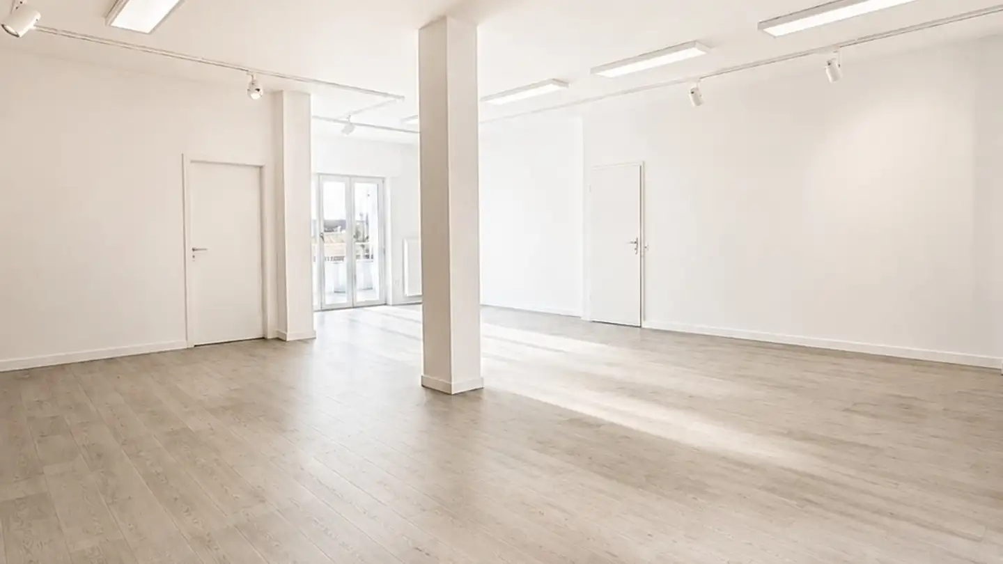Shop for rent - Hauptstrasse, 4102 Binningen - Photo 3