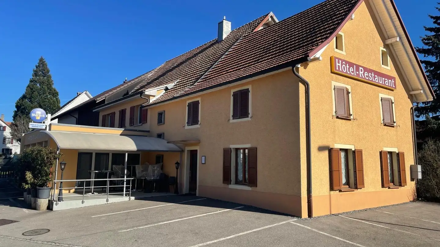 Hôtel à vendre - 2915 Bure
