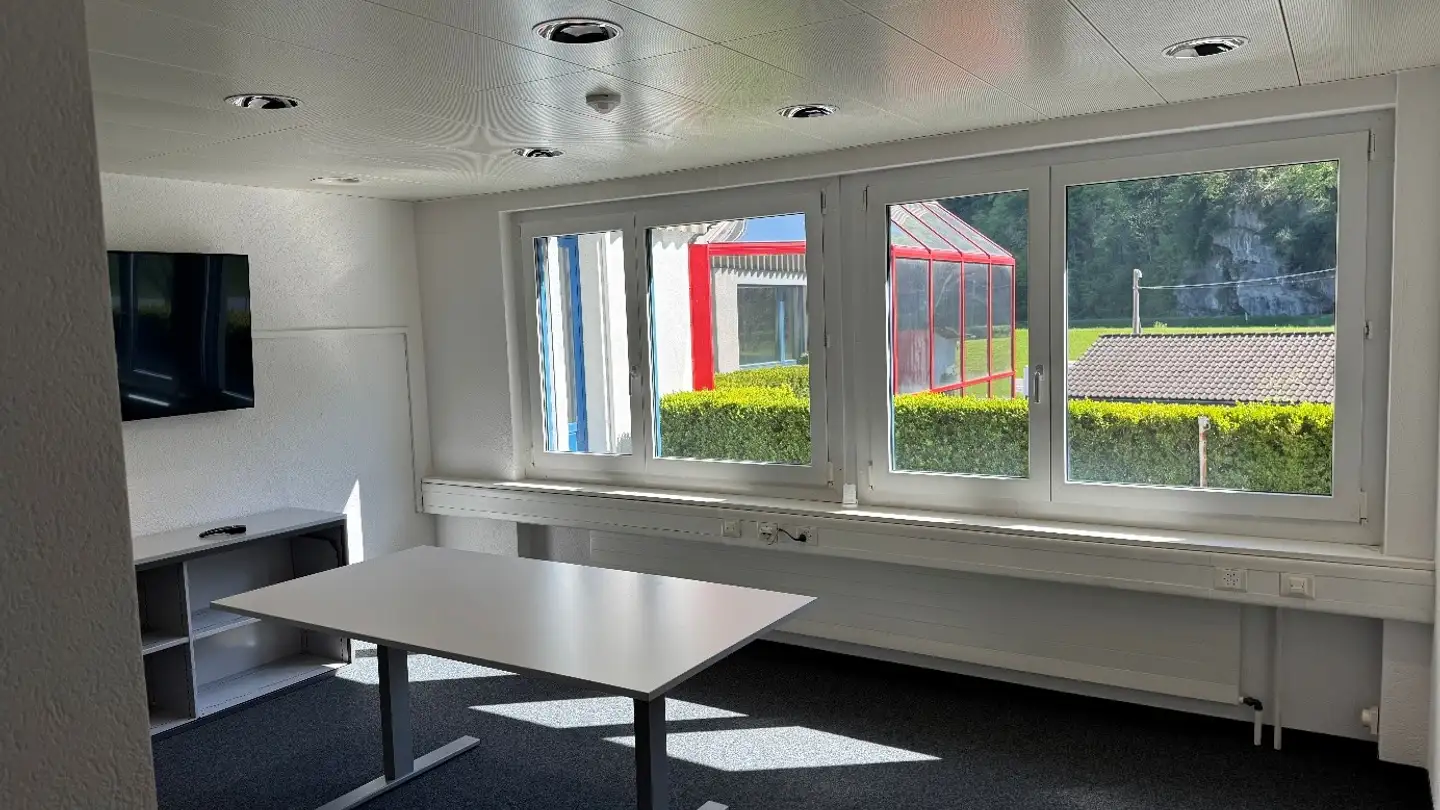 Bureau à louer - Schwärzistrasse 4, 8752 Näfels - Photo 3