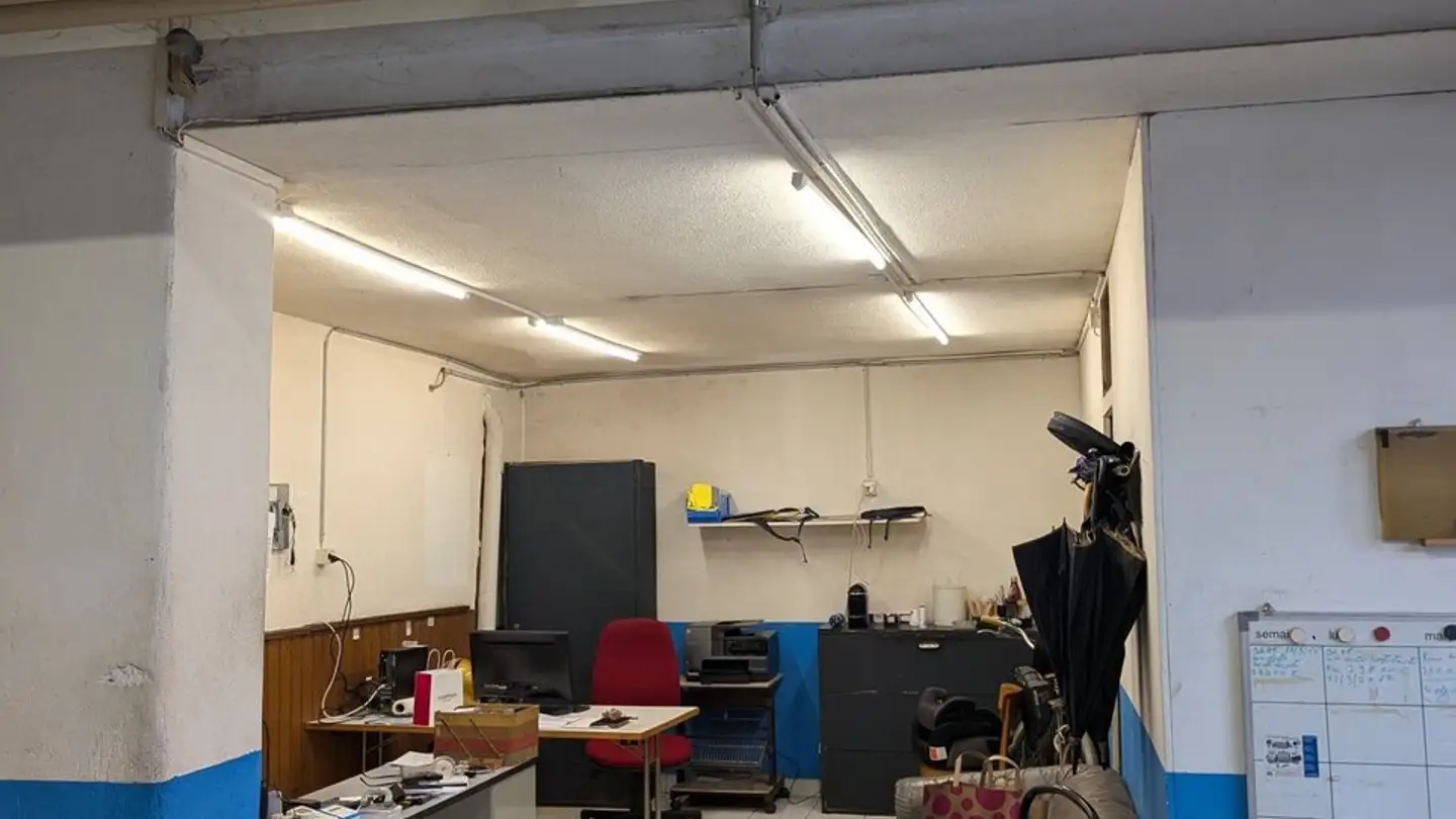 Grande magazzino in affitto - Avenue Des Alpes 12, 1820 Montreux - Photo 3