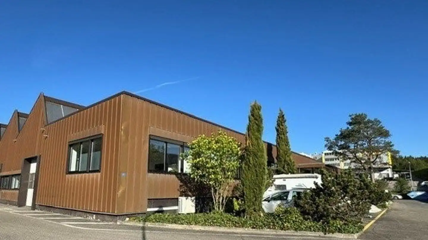 Industrial property for rent - Gisleren 2, 3266 Wiler b. Seedorf - Photo 4