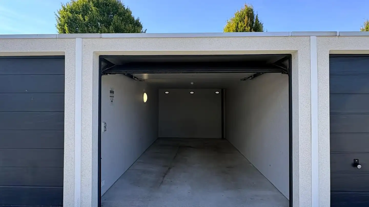 Garage individuel à louer - Rue Du Village 10a, 1525 Henniez - Photo 3