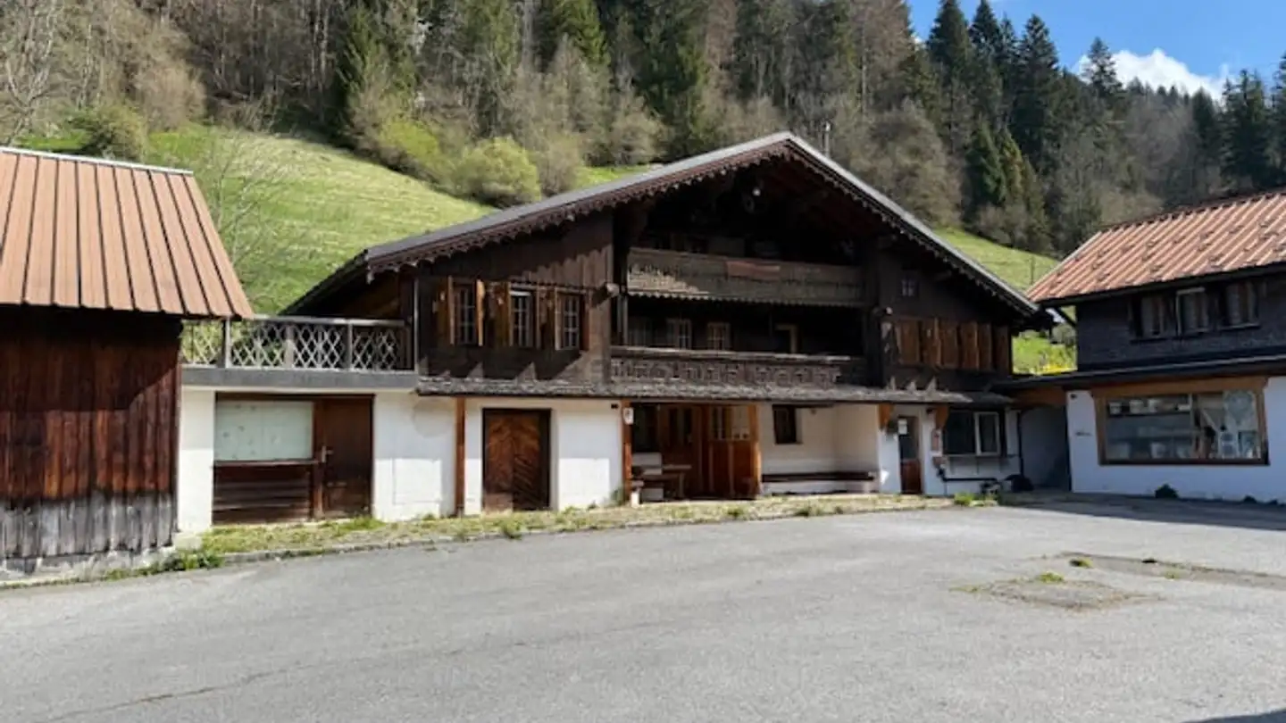 Restaurant for sale - 1864 Vers-l'Eglise