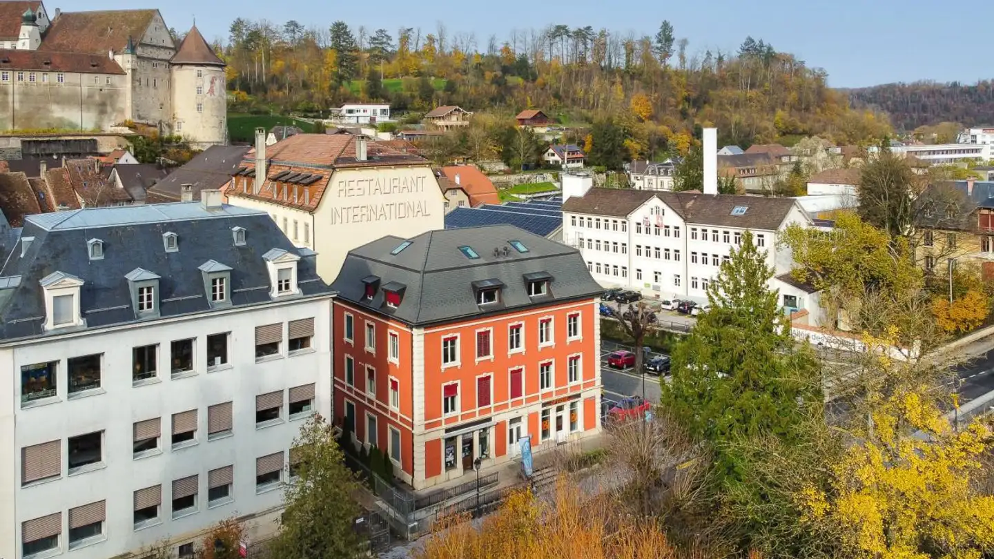 Mixed-use building for sale - 2900 Porrentruy