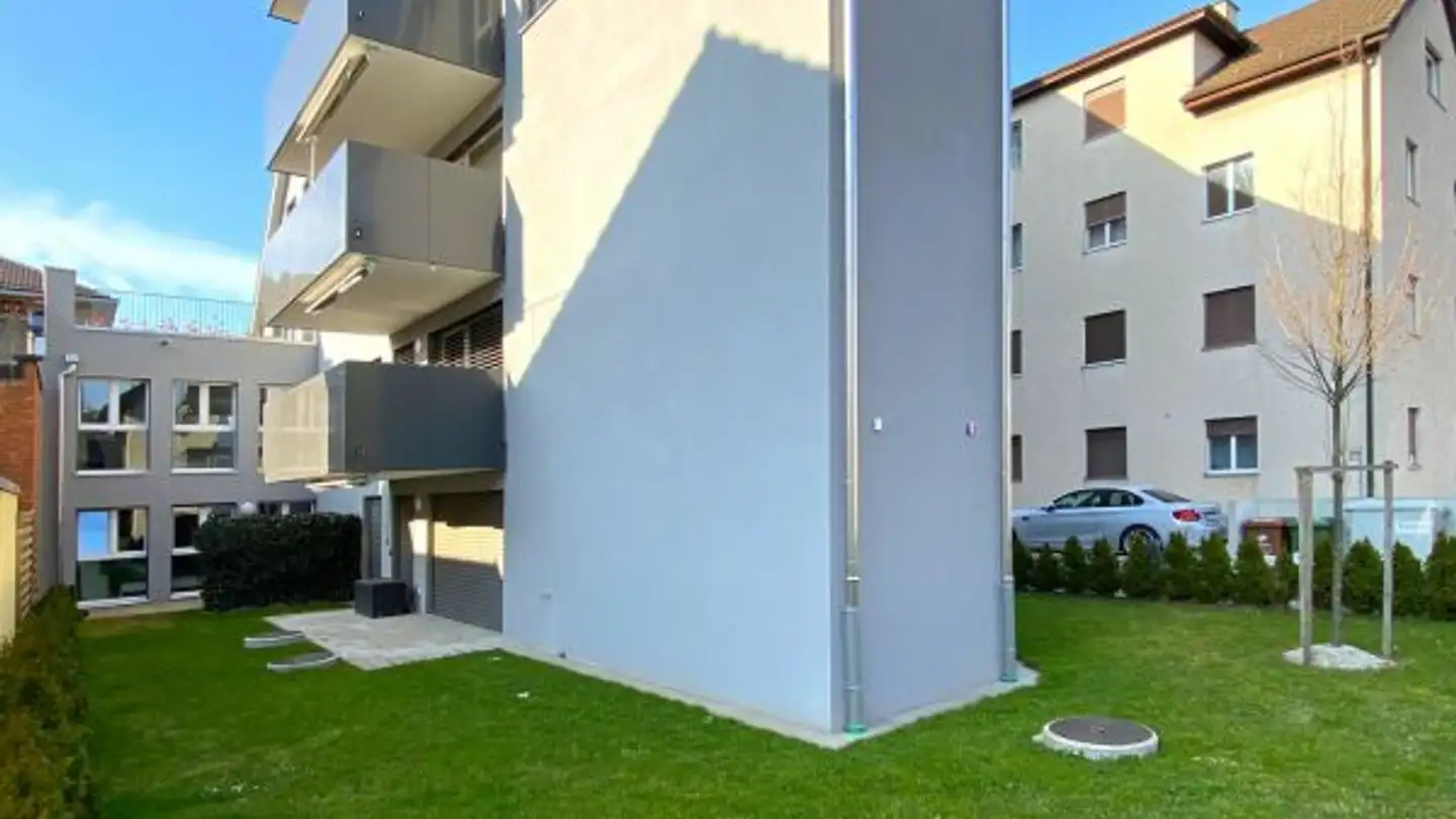 Place de parking extérieure à louer - Ebnetstrasse 6, 8406 Winterthur - Photo 2