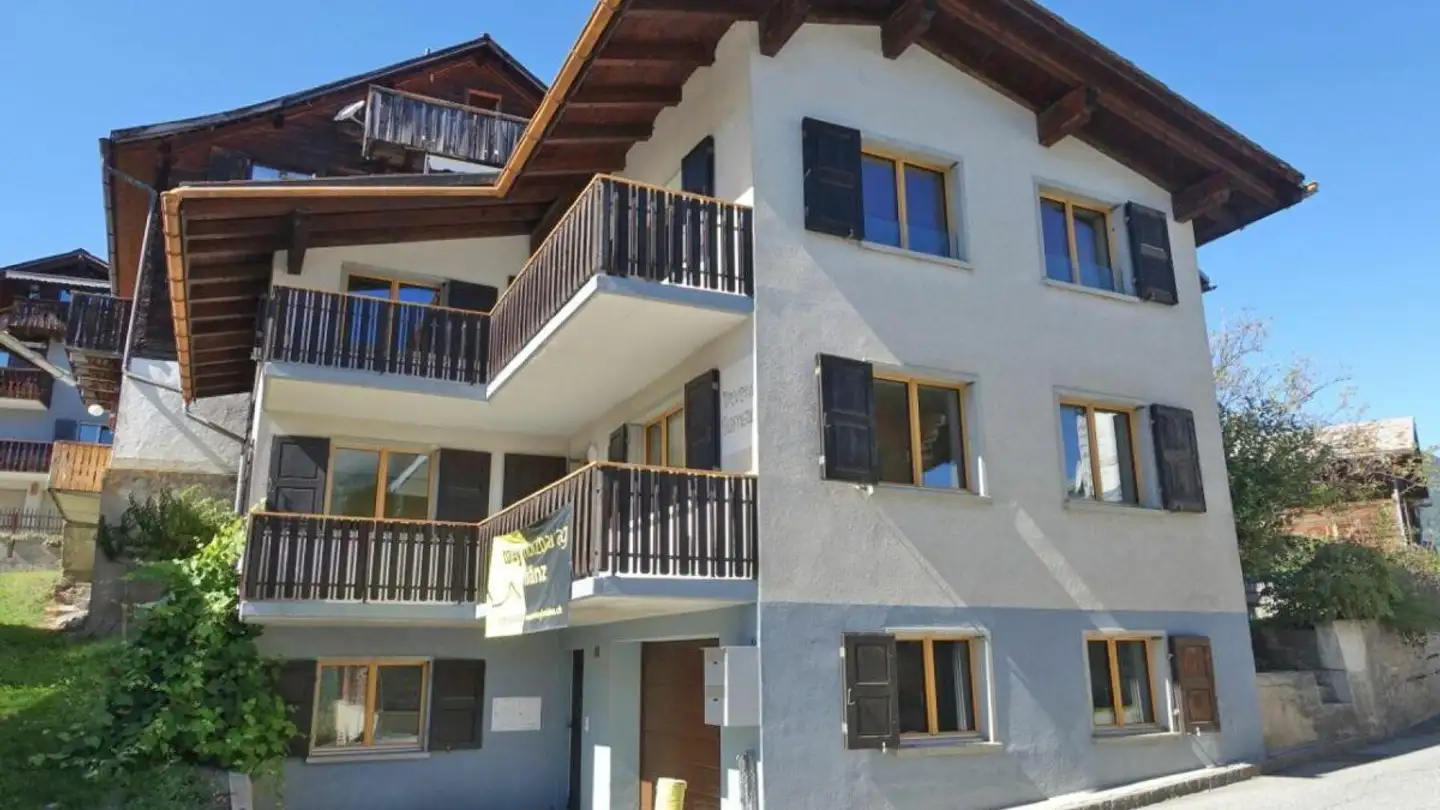 Apartment for sale - Via Demvitg 2, 7141 Luven