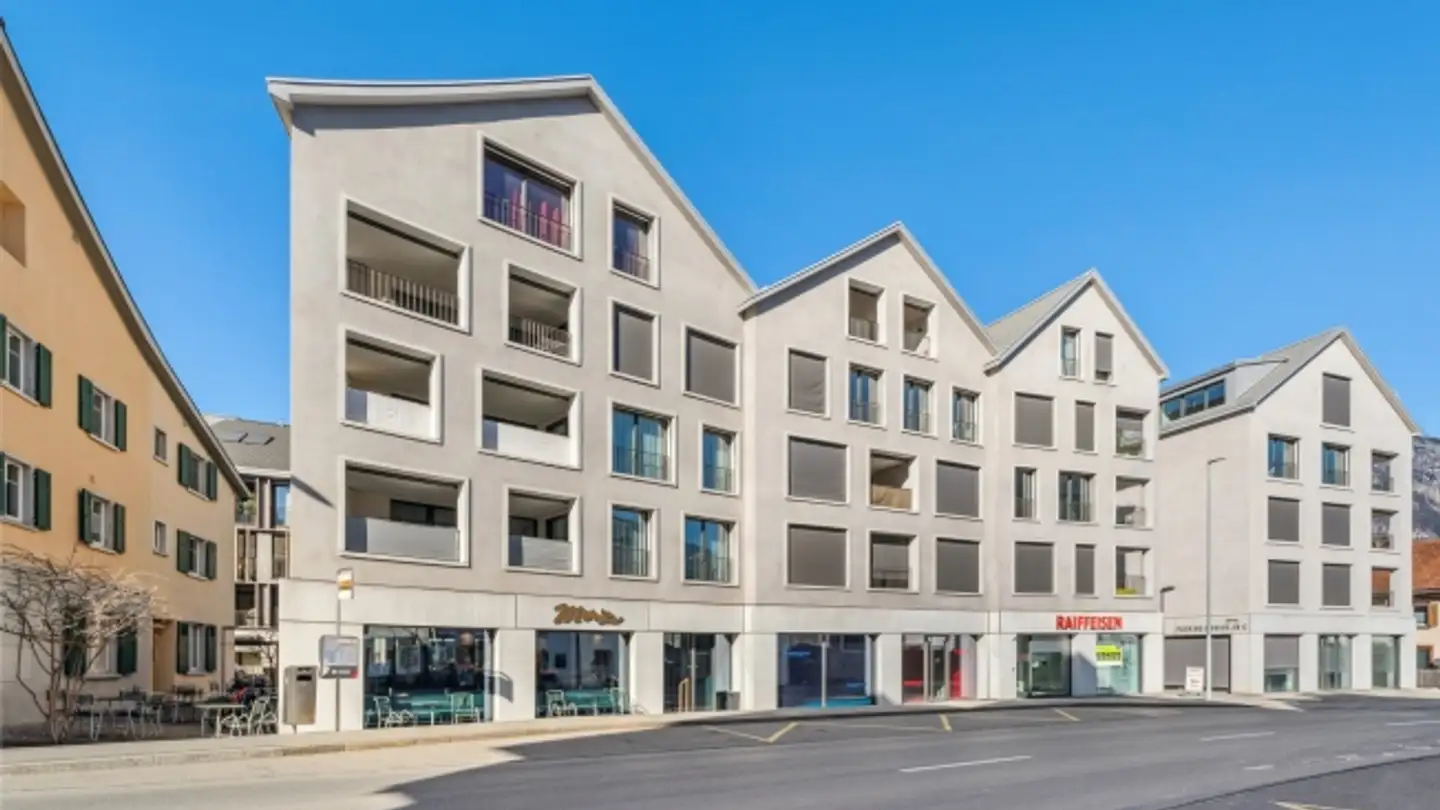 Negozio in affitto - Bavurtga 3, 7402 Bonaduz