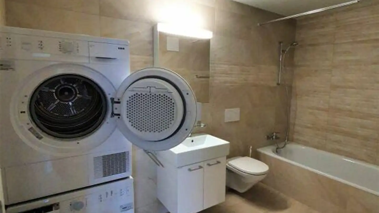 Mischgenutztes Gebäude mieten - Rue Du Faucon / Falkenstrasse 4, 2502 Biel/Bienne - Foto 4