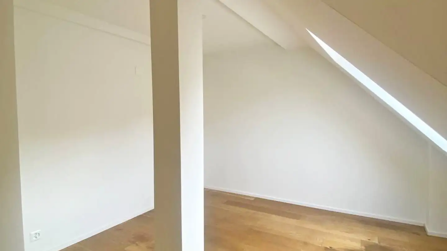 Dachgeschosswohnung mieten - Linsebühlstrasse 32, 9000 St. Gallen