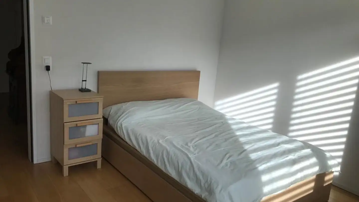 Chambre à louer - 8810 Horgen
