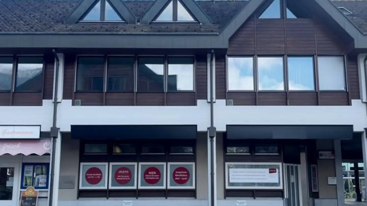 Commerciale in affitto - Bahnhofplatz 1, 6060 Sarnen