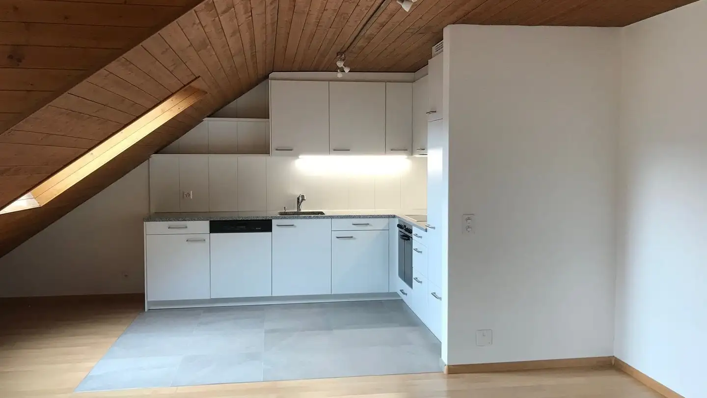 Attic flat for rent - Hauptstrasse 71, 4147 Aesch BL - Photo 3