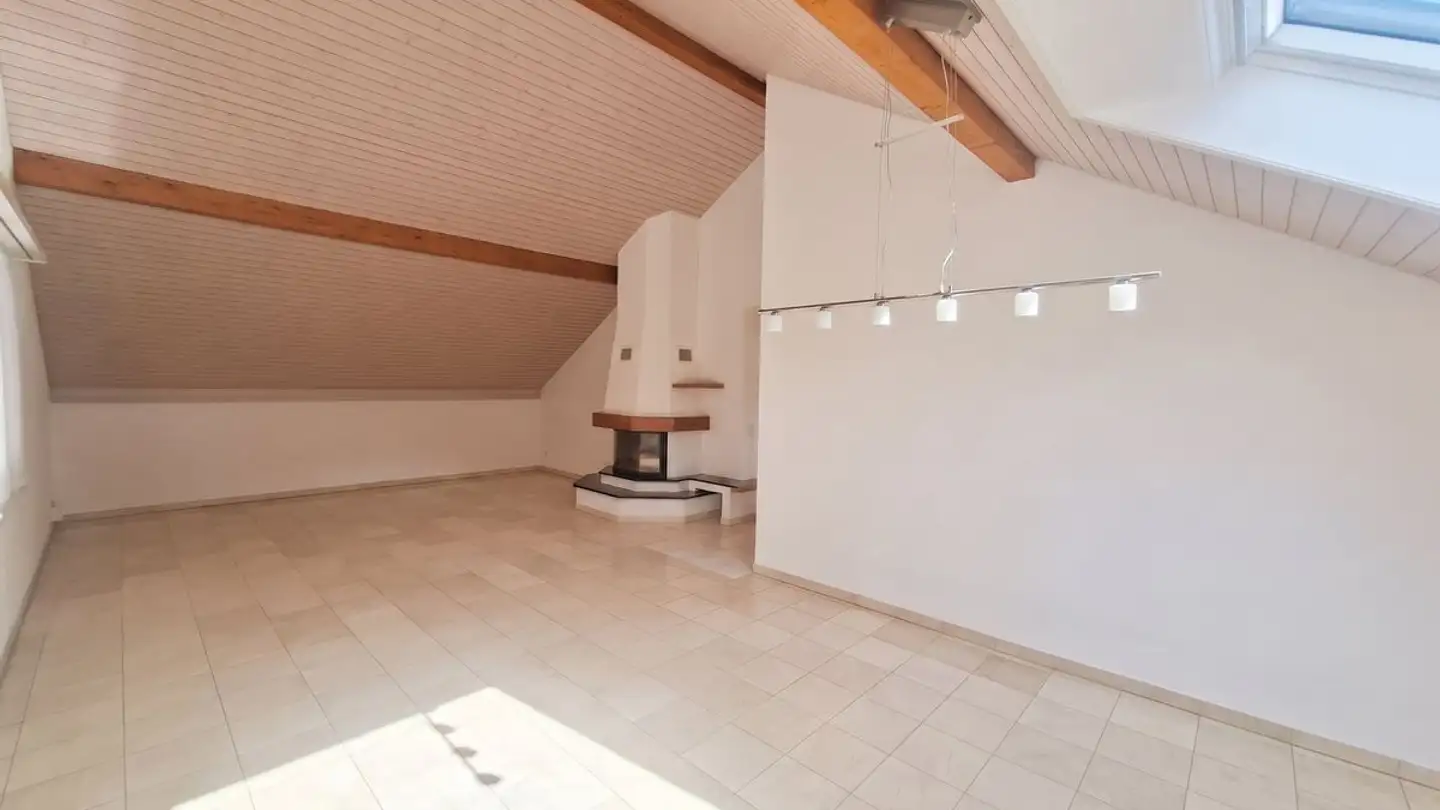 Dachgeschosswohnung mieten - Schulstrasse, 5326 Schwaderloch - Foto 2