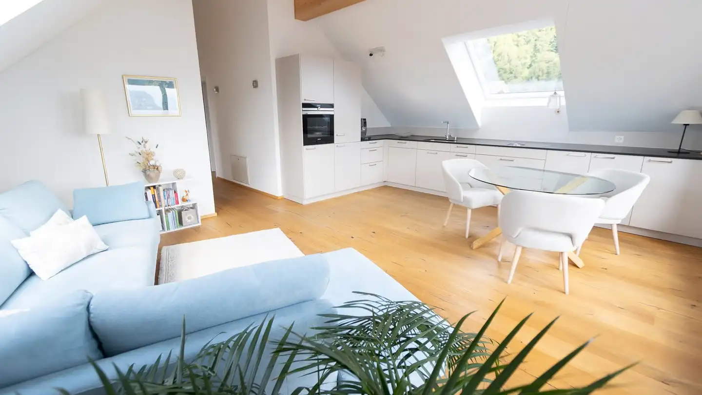Dachgeschosswohnung mieten - Oberdorf 6, 7307 Jenins