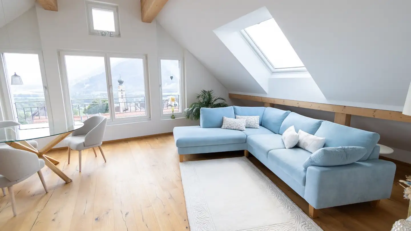Dachgeschosswohnung mieten - Oberdorf 6, 7307 Jenins - Foto 2