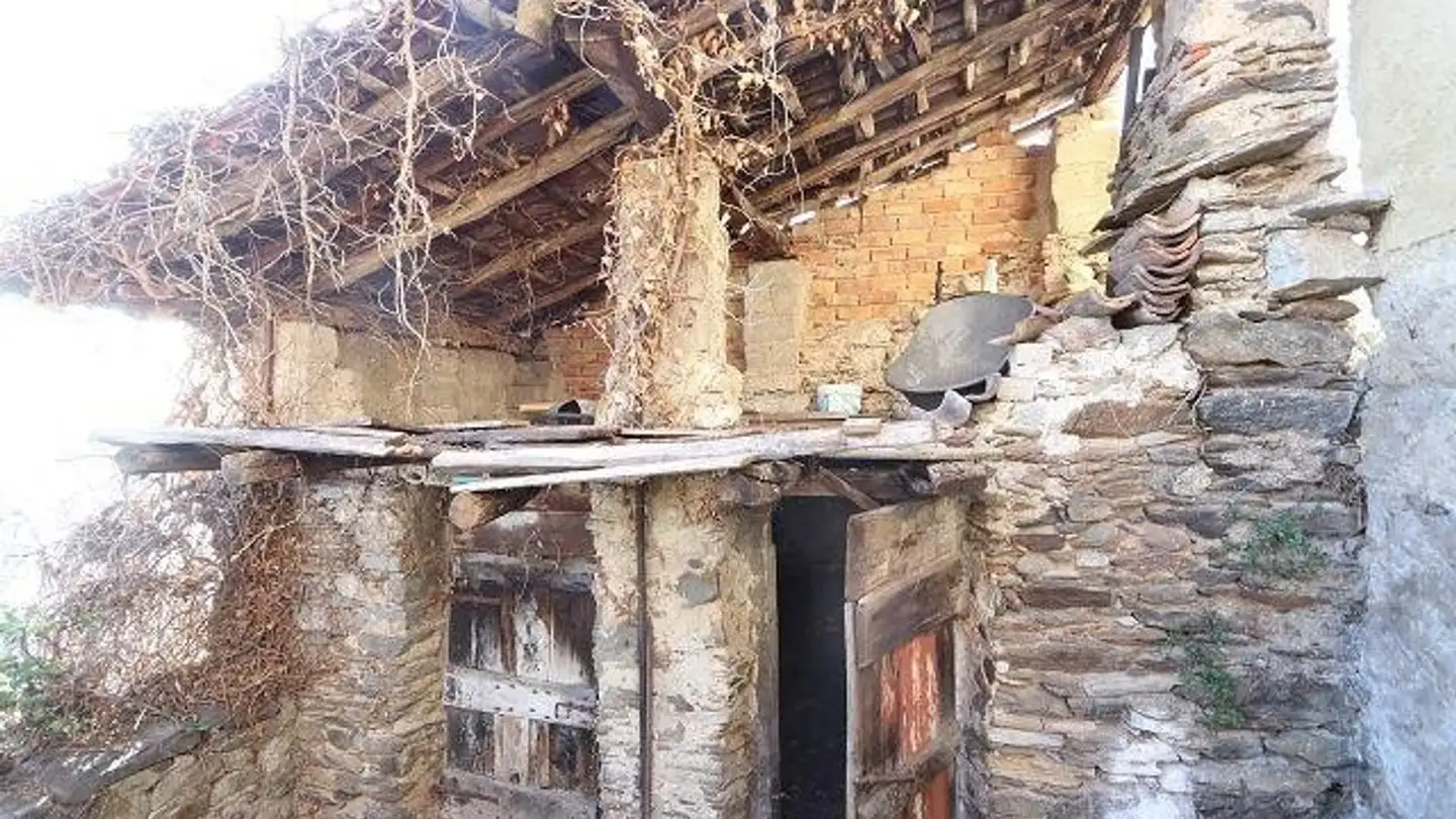 Höhlenhaus kaufen - 6936 Cademario - Foto 2