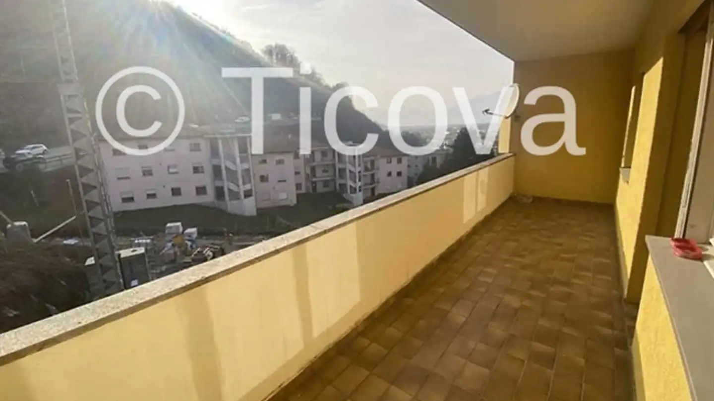 Appartamento in vendita - 6593 Cadenazzo