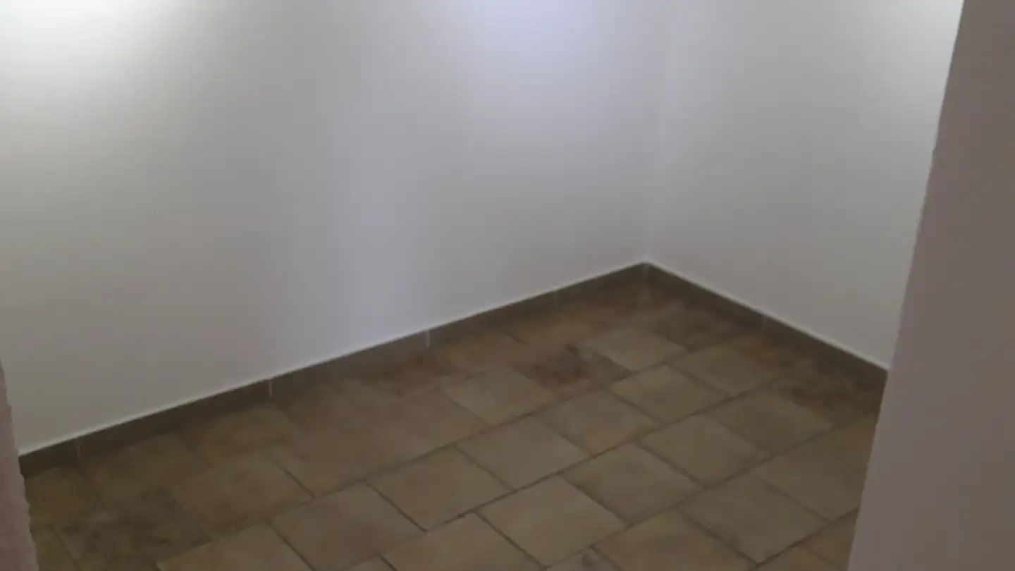 Appartement à louer - 6967 Dino - Photo 3