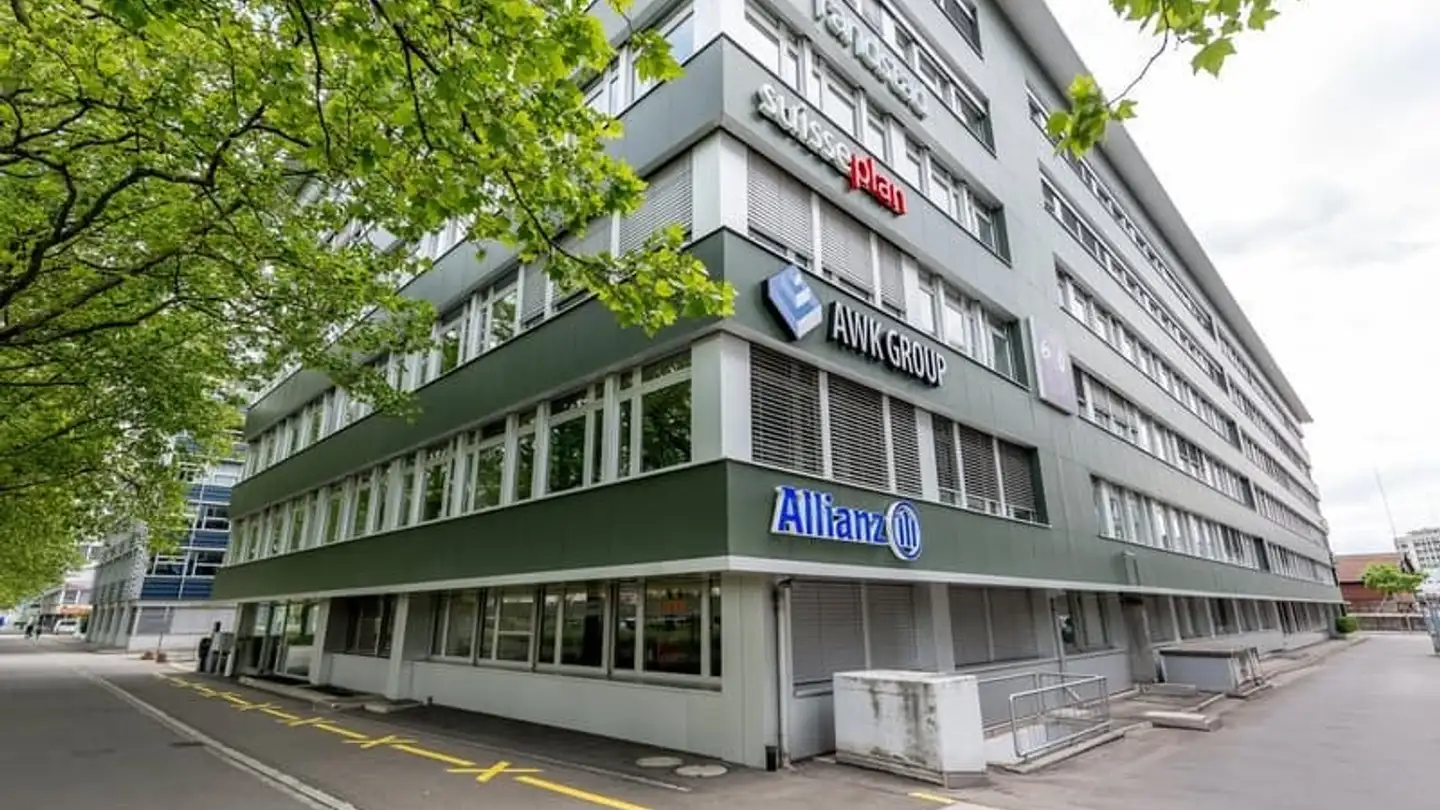 Commercial à louer - Thurgauerstrasse 60, 8050 Zürich - Photo 2