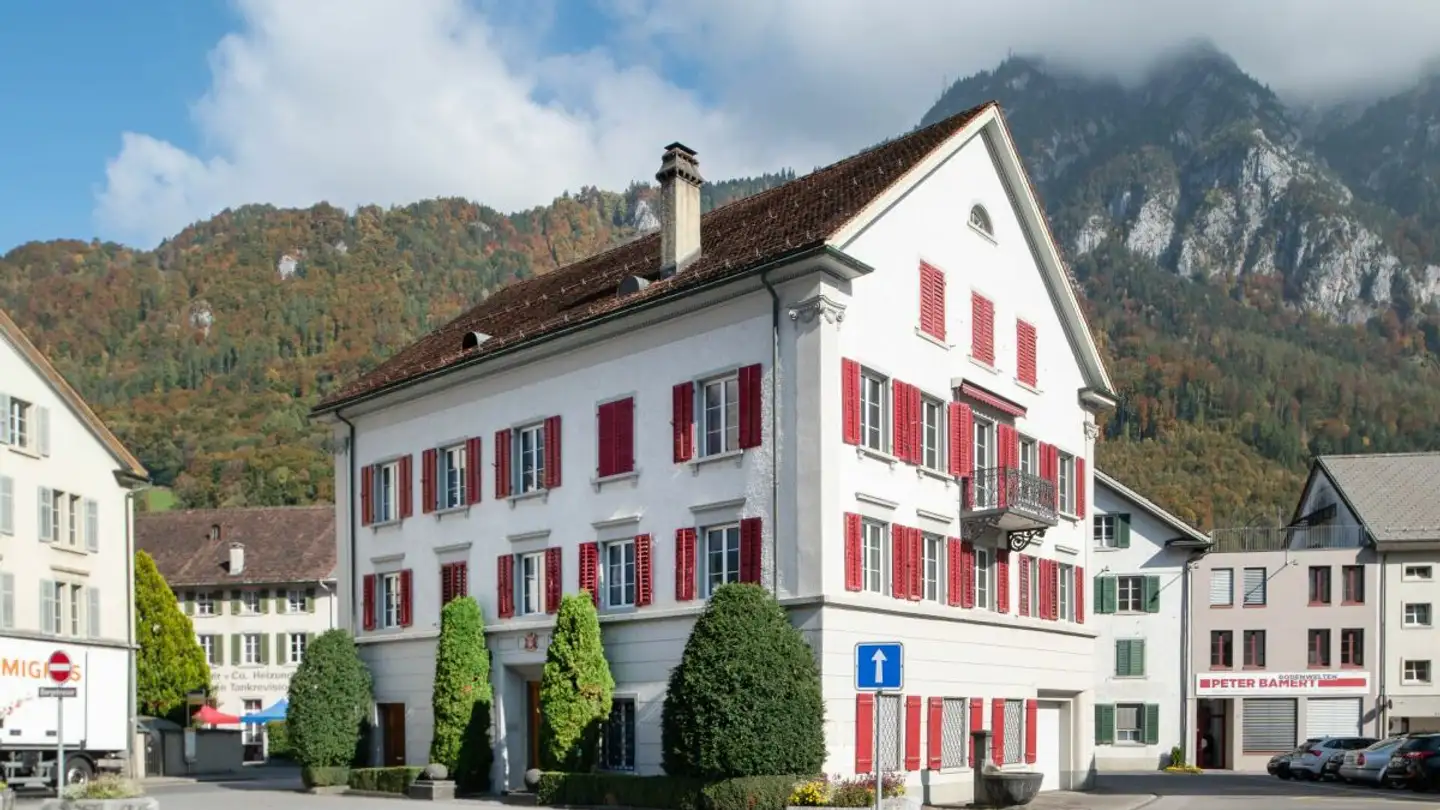 Grande magazzino in vendita - Burgstrasse 28, 8750 Glarus