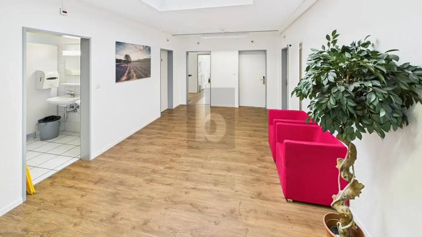 Office space for rent - 4900 Langenthal