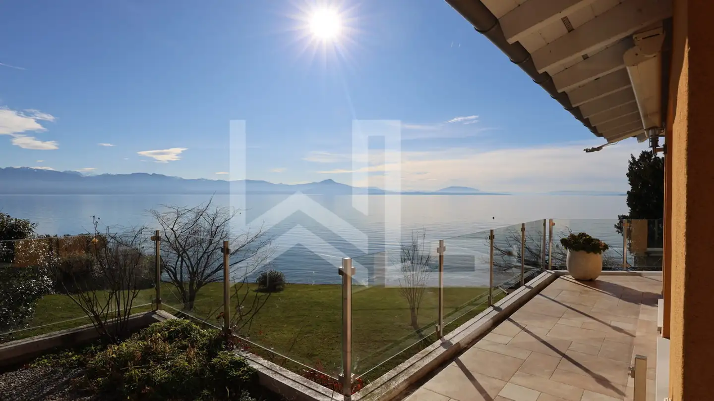 Single house for sale - 1166 Perroy