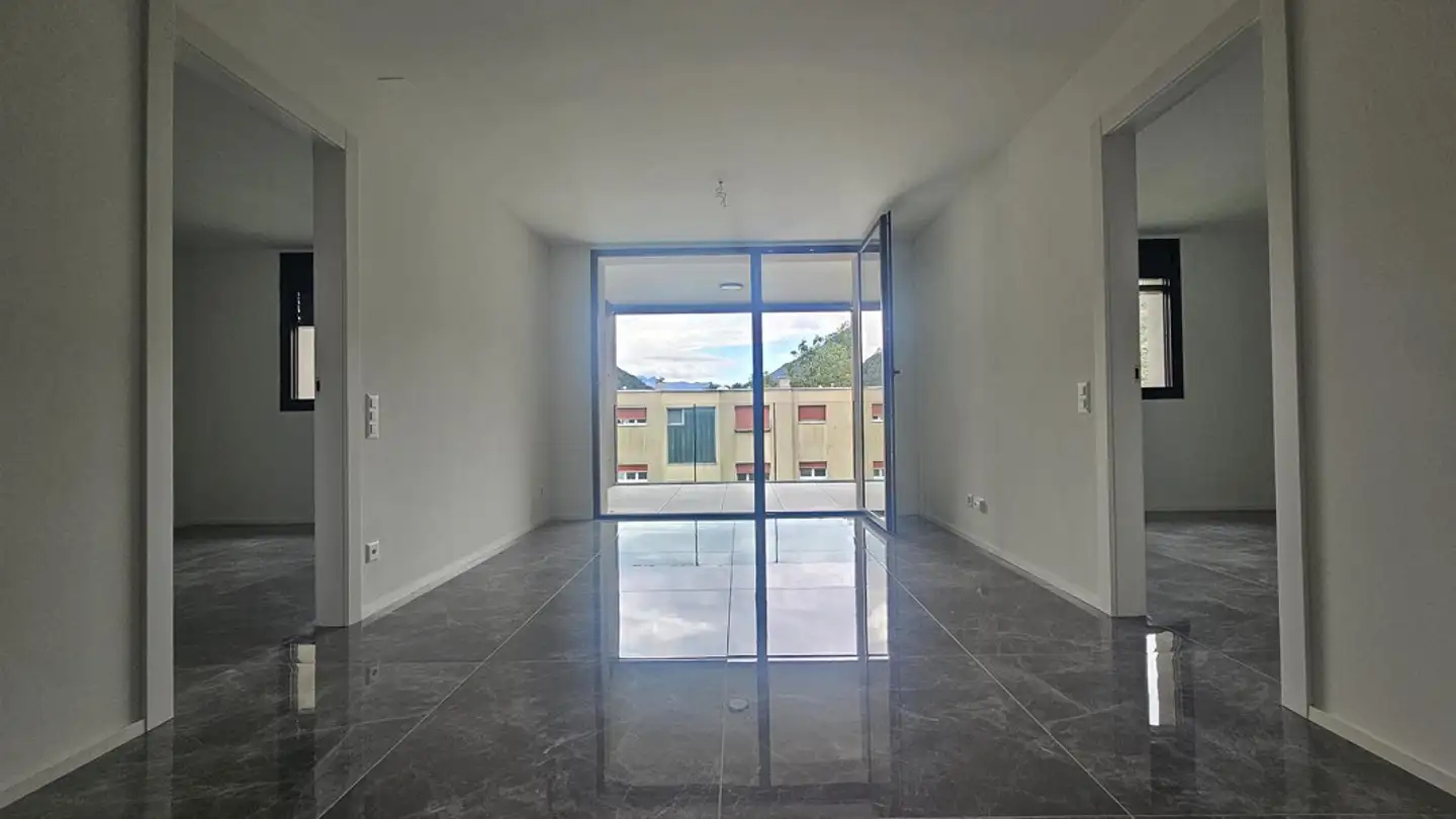 Apartment for rent - 6533 Lumino - Photo 2