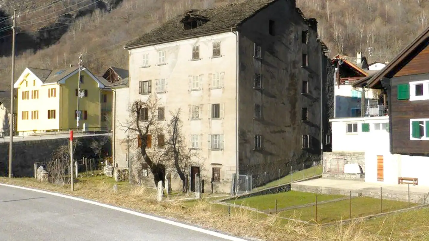 Single house for sale - 6746 Lavorgo - Photo 2