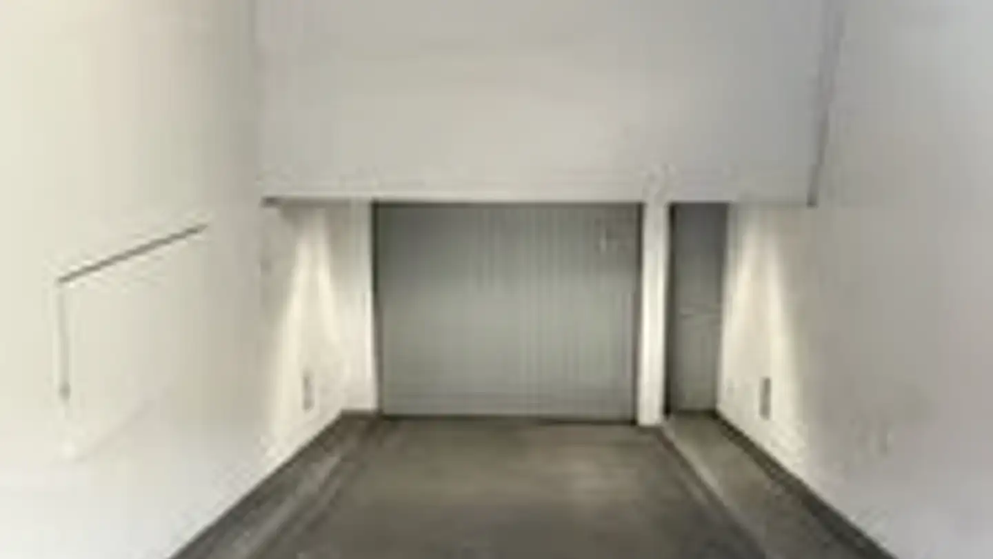 Place de parking souterraine à louer - Schaffhauserstrasse 403, 8050 Zürich - Photo 3