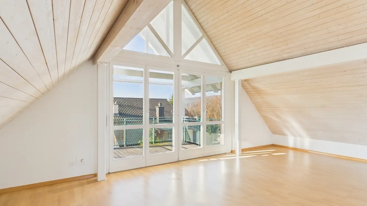 Dachgeschosswohnung mieten - 4105 Biel-Benken BL