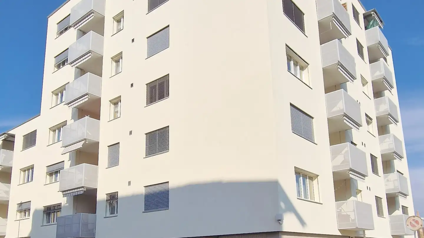 Outdoor parking space for rent - Rheingoldstrasse 45, 8212 Neuhausen am Rheinfall