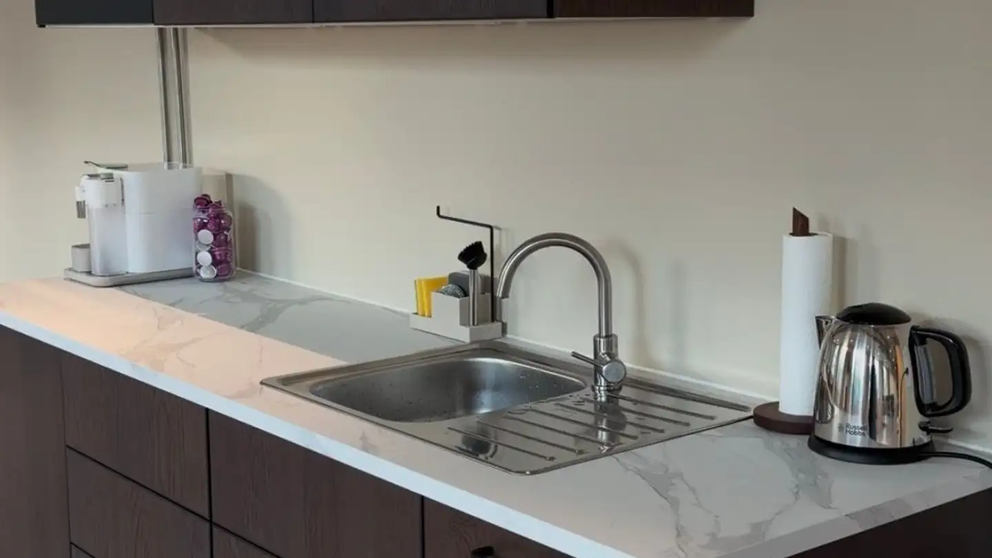 Gewerbe mieten - Hohlstrasse 444, 8048 Zürich - Foto 4