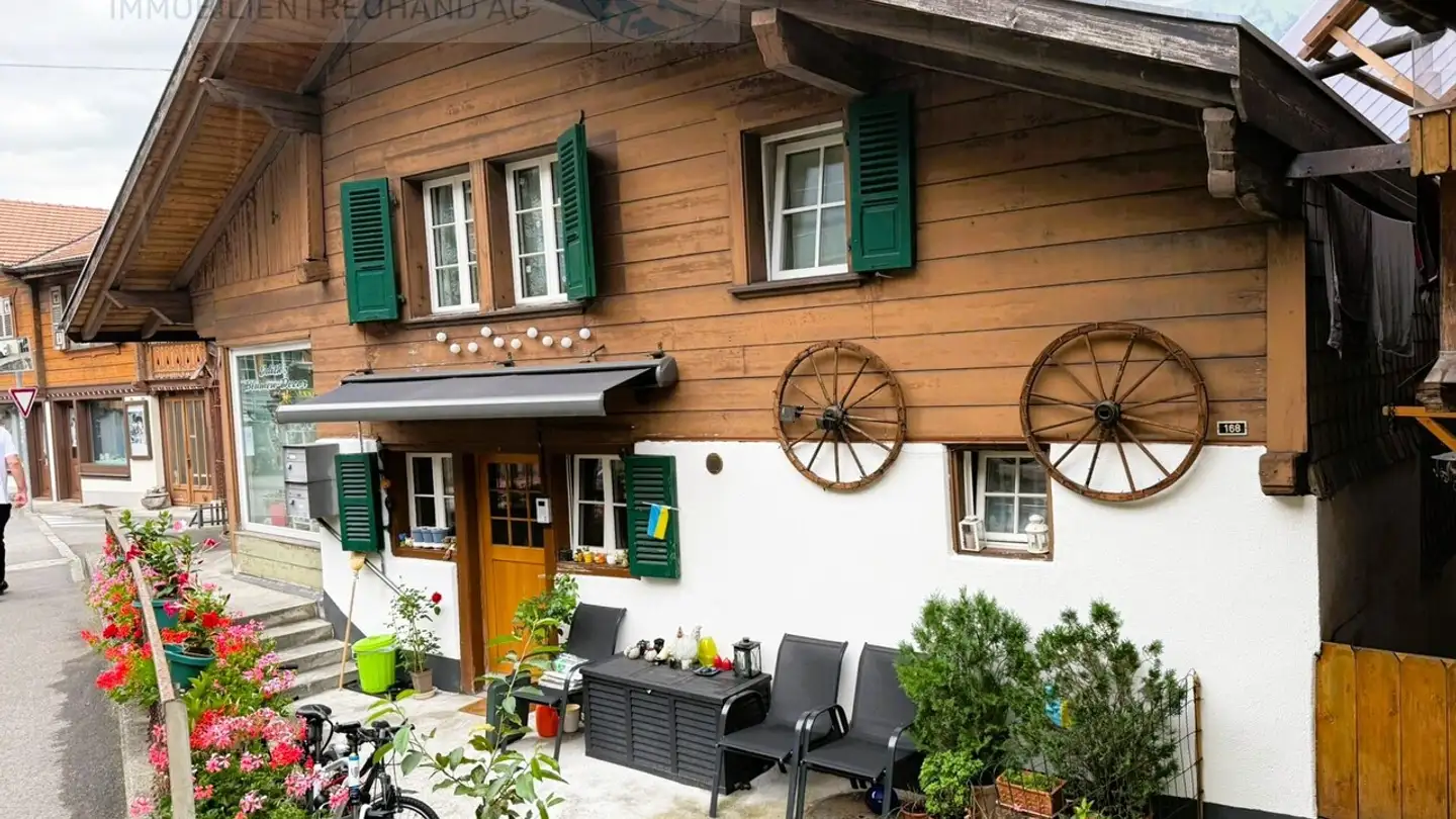 Einfamilienhaus kaufen - Hauptstrasse 138, 3852 Ringgenberg BE