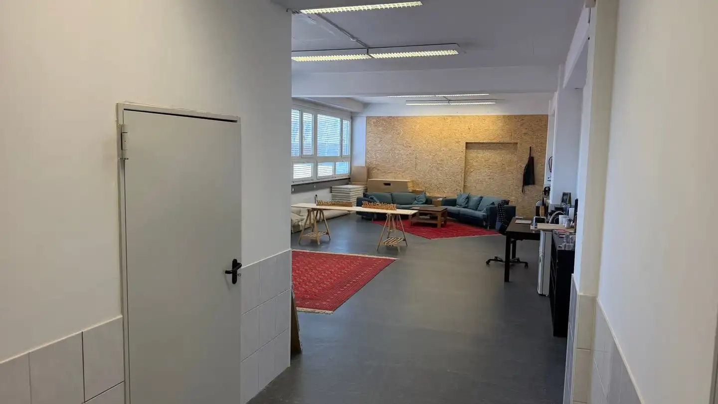Atelier à louer - Industriestrasse 2, 8108 Dällikon
