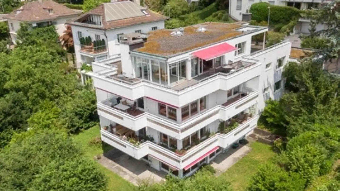 Attique à louer - Höhestrasse 40, 8702 Zollikon