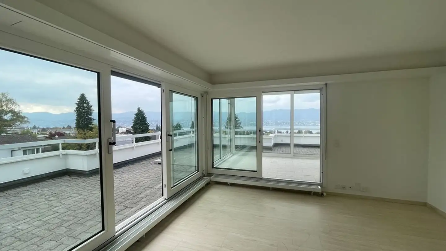 Attique à louer - Höhestrasse 40, 8702 Zollikon - Photo 2