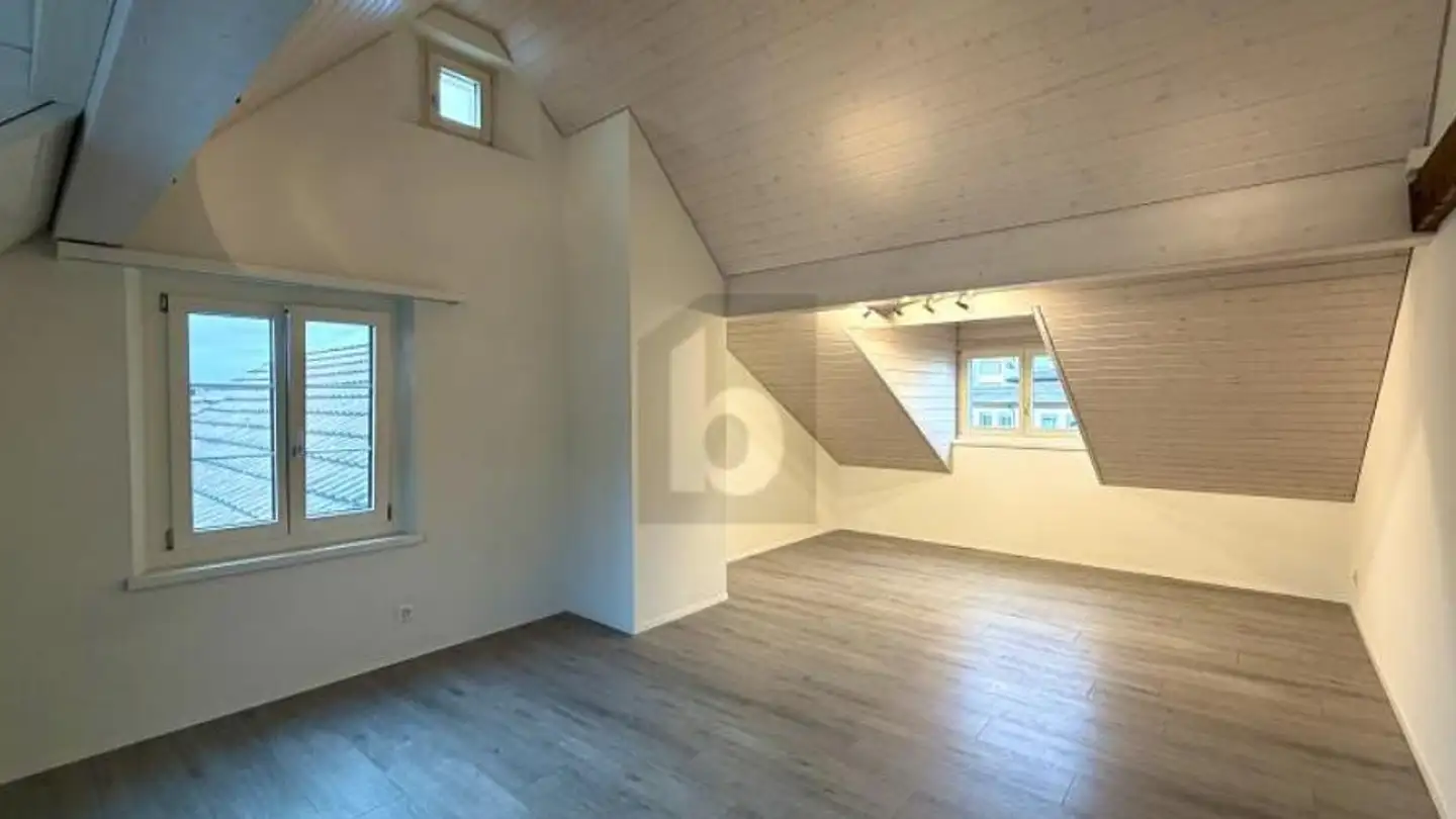 Attique à louer - 8157 Dielsdorf