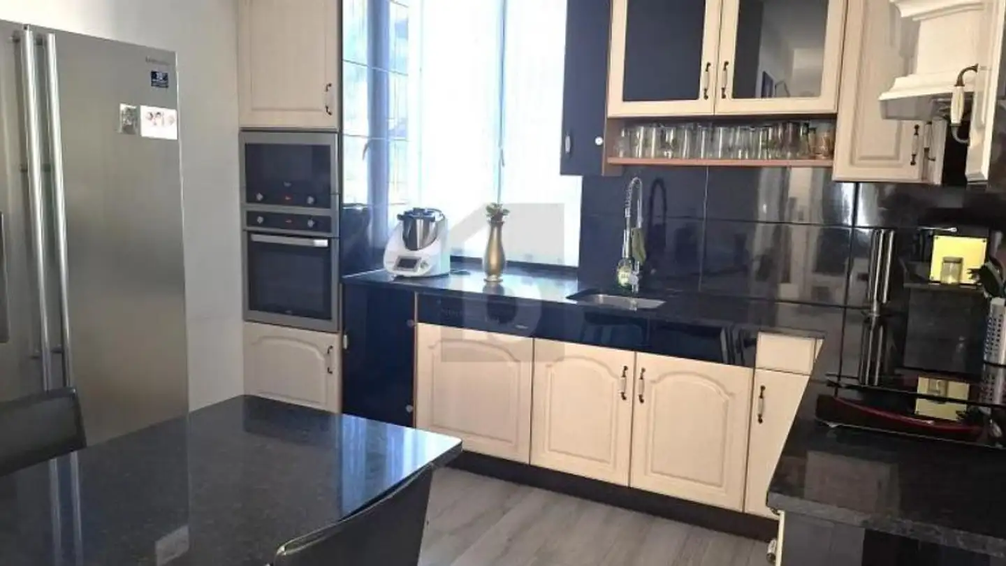 Single house for sale - 2902 Fontenais - Photo 2