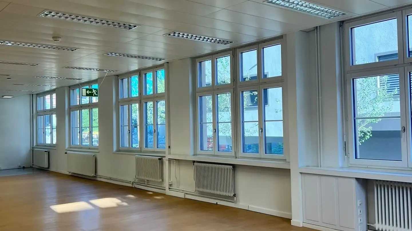 Commercial for rent - Zentralstrasse 17, 5610 Wohlen AG - Photo 3