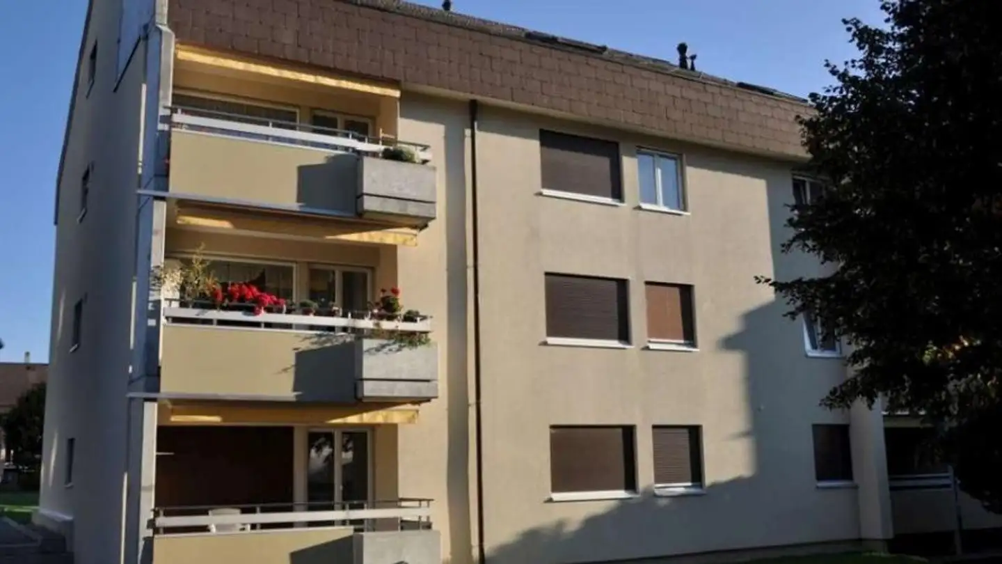 Outdoor parking space for rent - Rue de l'Ondine 23A, 1630 Bulle