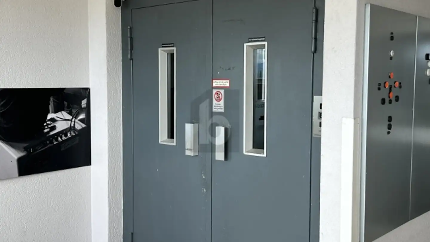 Mixed-use building for rent - 8808 Pfäffikon SZ