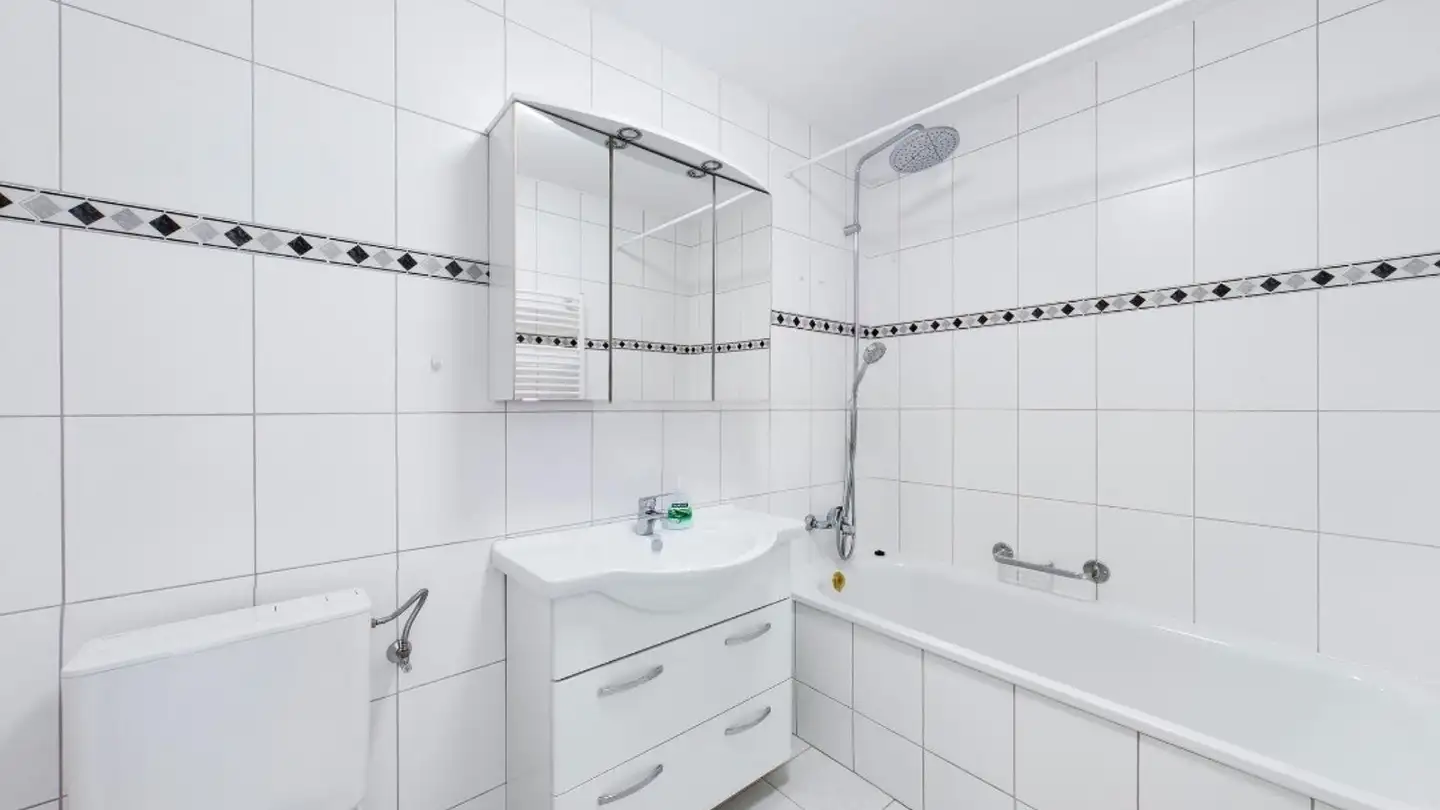 Wohnung mieten - Winkelriedstrasse 12, 3315 Bätterkinden - Foto 2