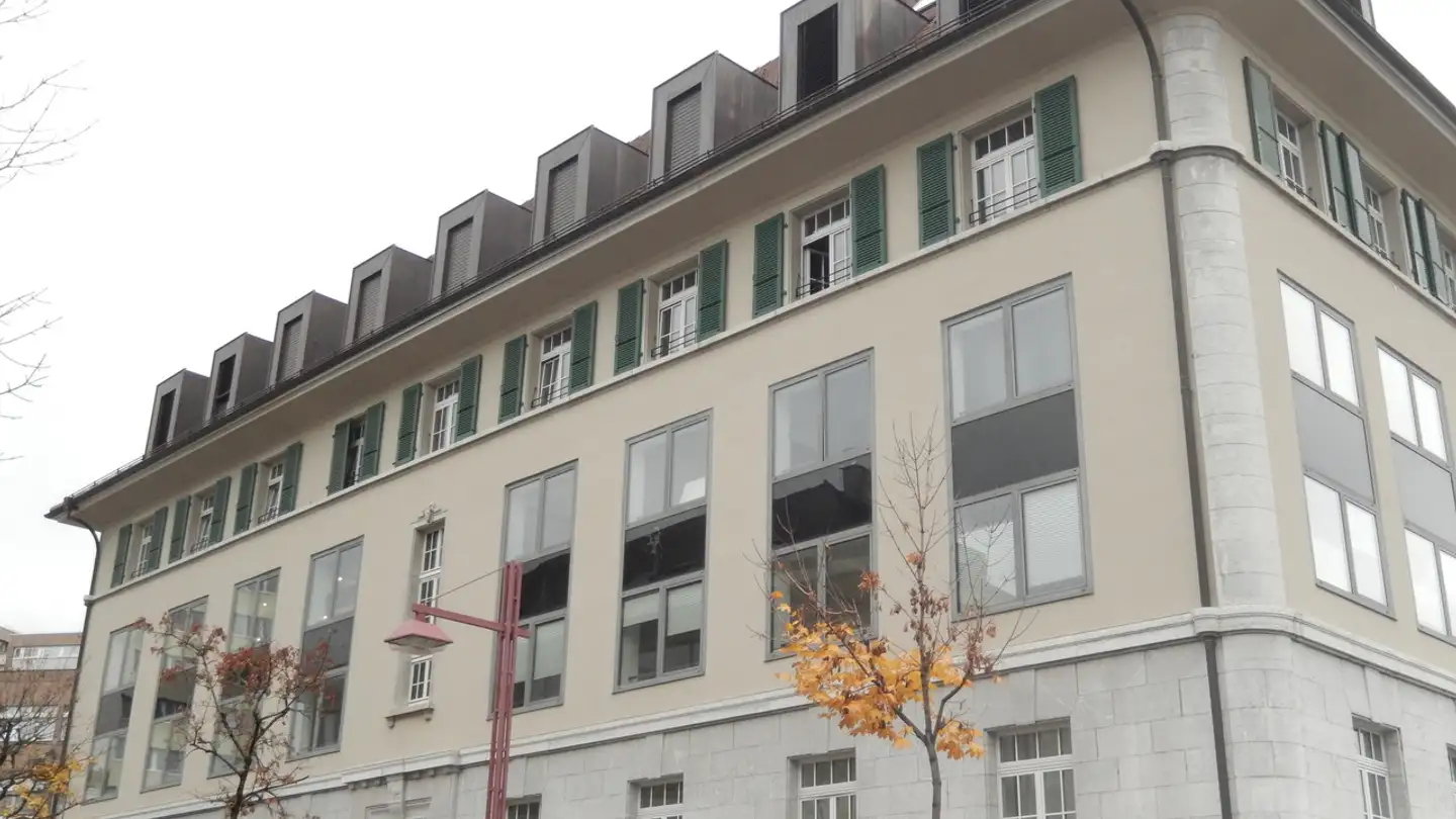 Gewerbe mieten - Rue de la Lécheretta 1, 1630 Bulle