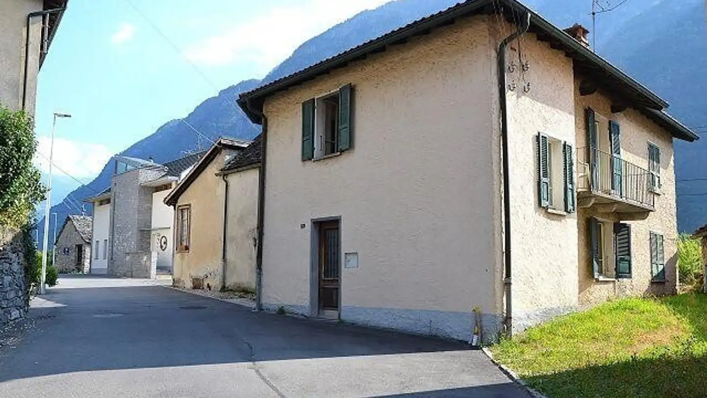 Einfamilienhaus kaufen - 6707 Iragna