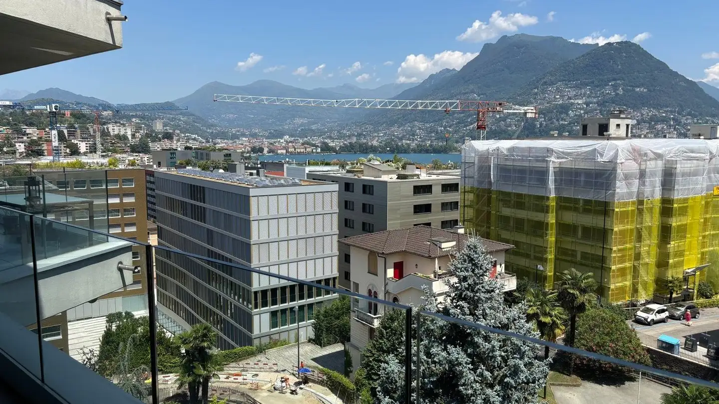 Apartment for rent - Via Franco Zorzi, 6900 Paradiso