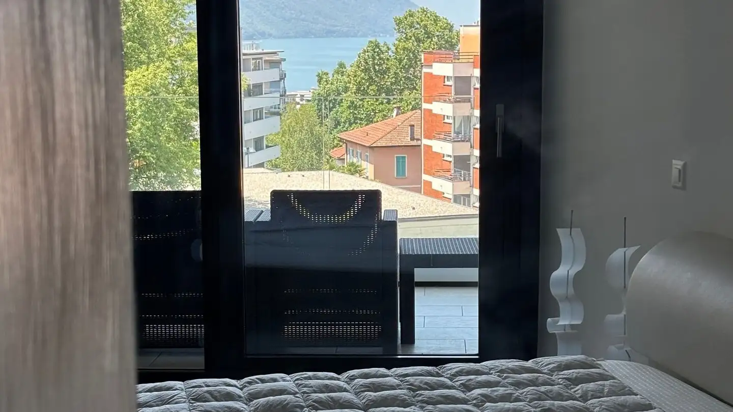 Apartment for rent - Via Franco Zorzi, 6900 Paradiso - Photo 2