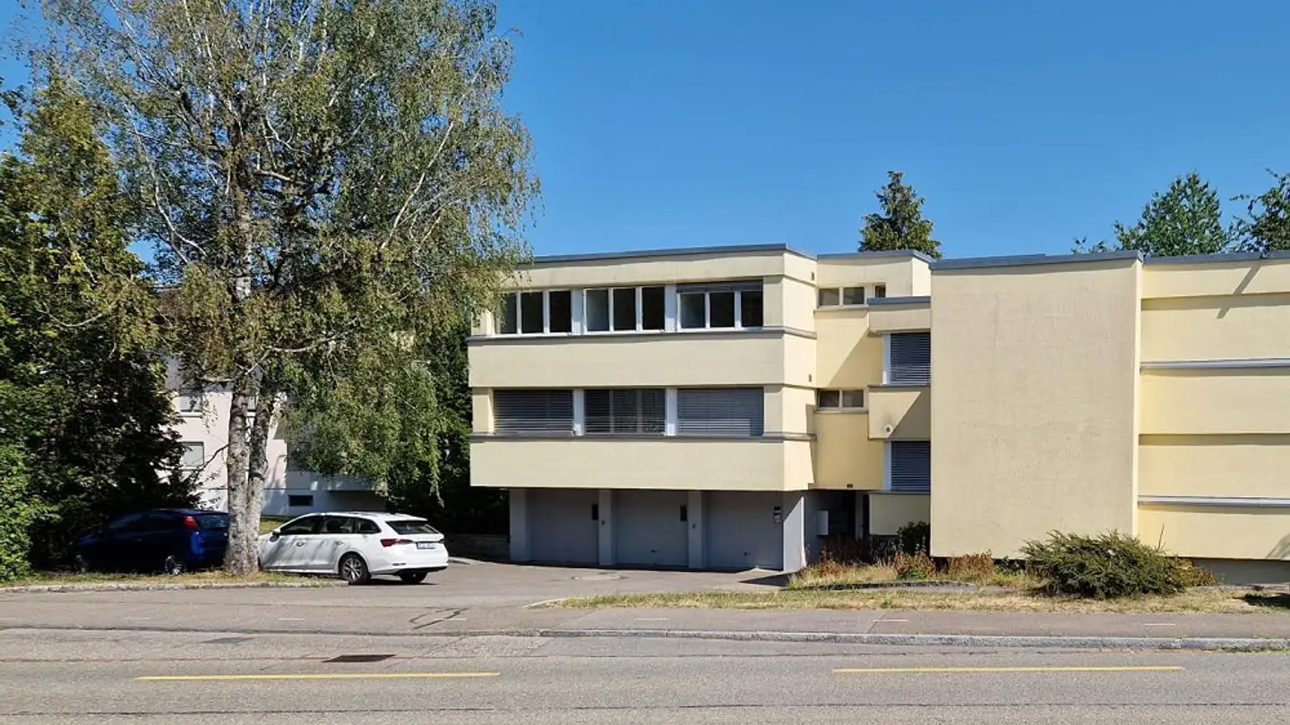 Garage individuel à louer - Bruggerstrasse 10, 5223 Riniken