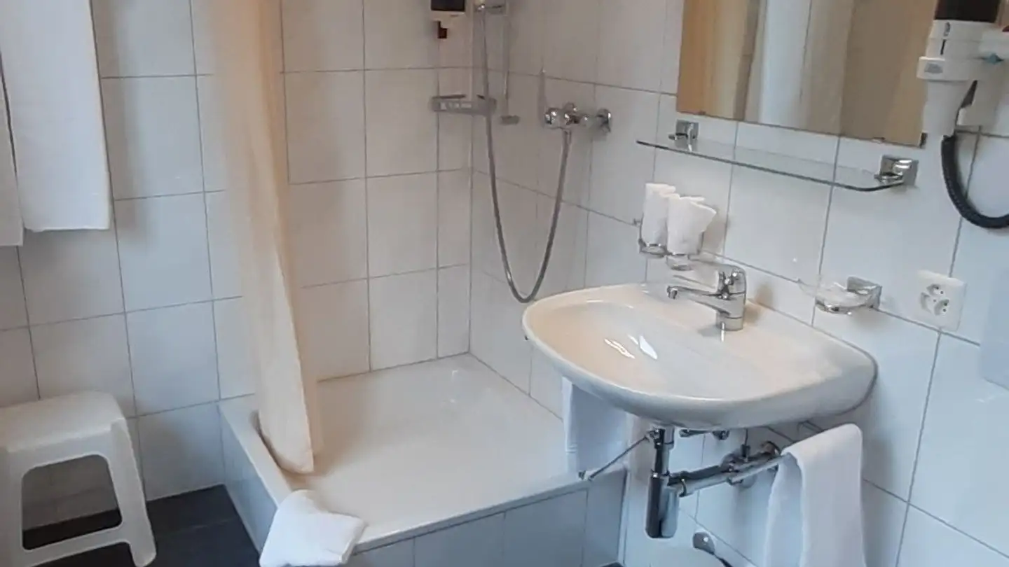 Appartement meublé à louer - Eggrainweg 5, 8803 Rüschlikon - Photo 3